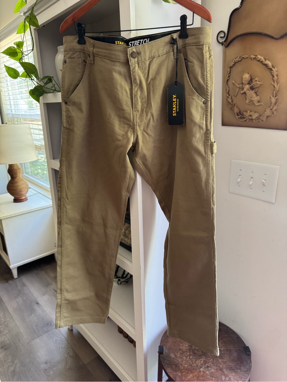 Stanley Men’s Khaki Stretch Chinos